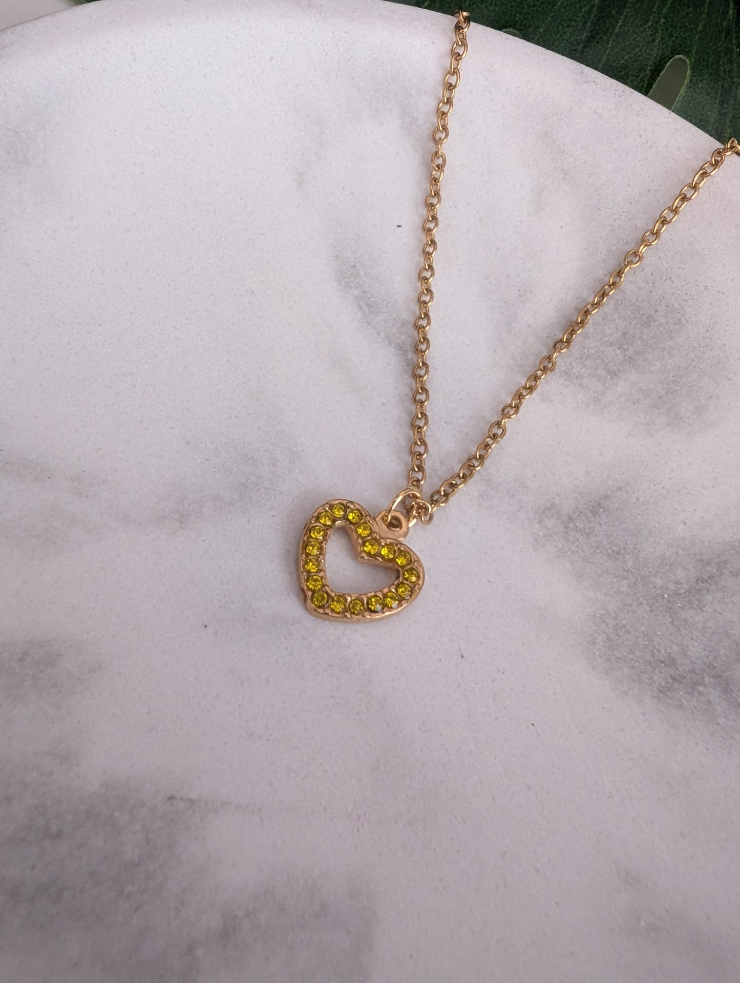 Collier Coeur strass jaunes