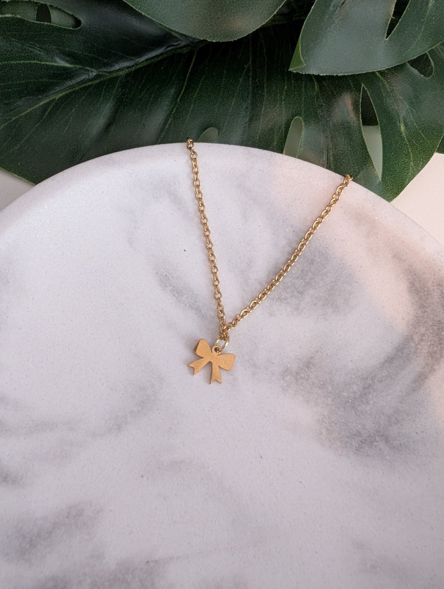 Collier mini boucle
