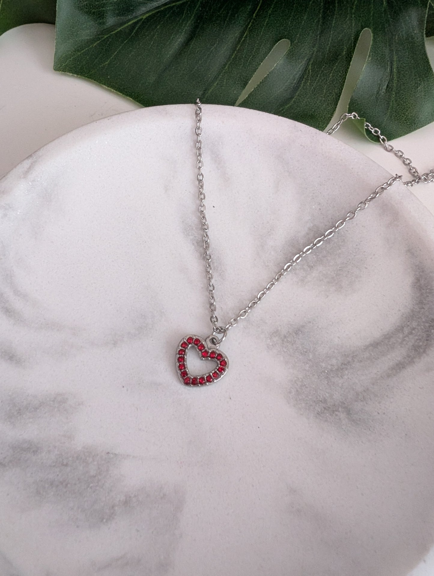 Collier Coeur strass rouges