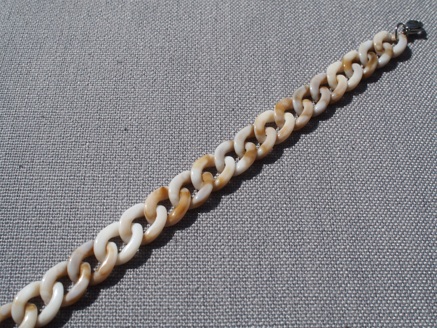 Marbré | Bracelet en acrylique