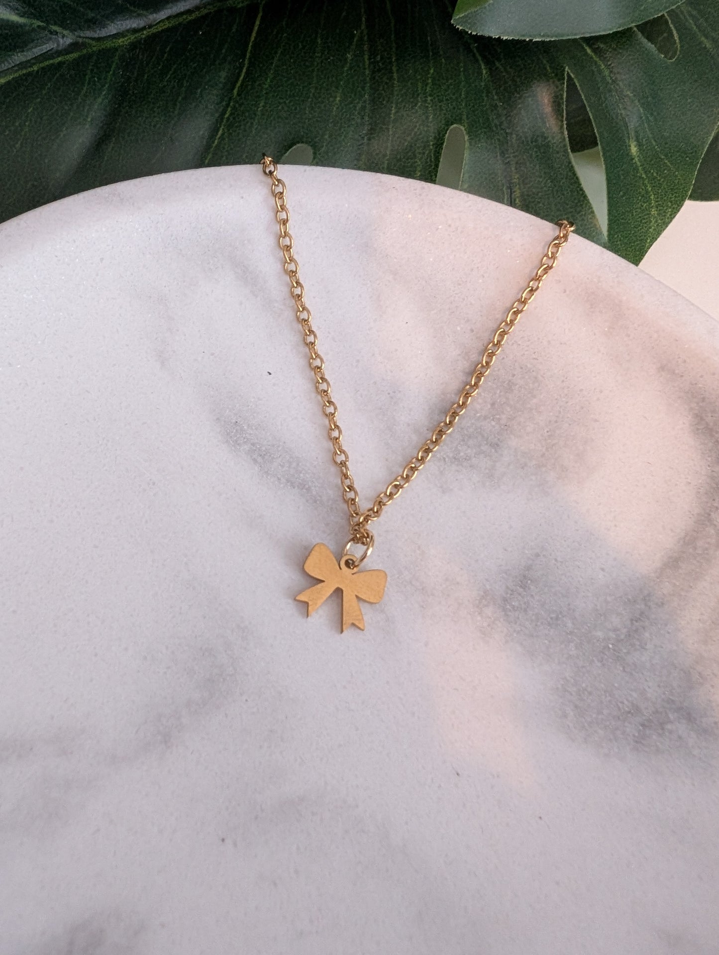 Collier mini boucle