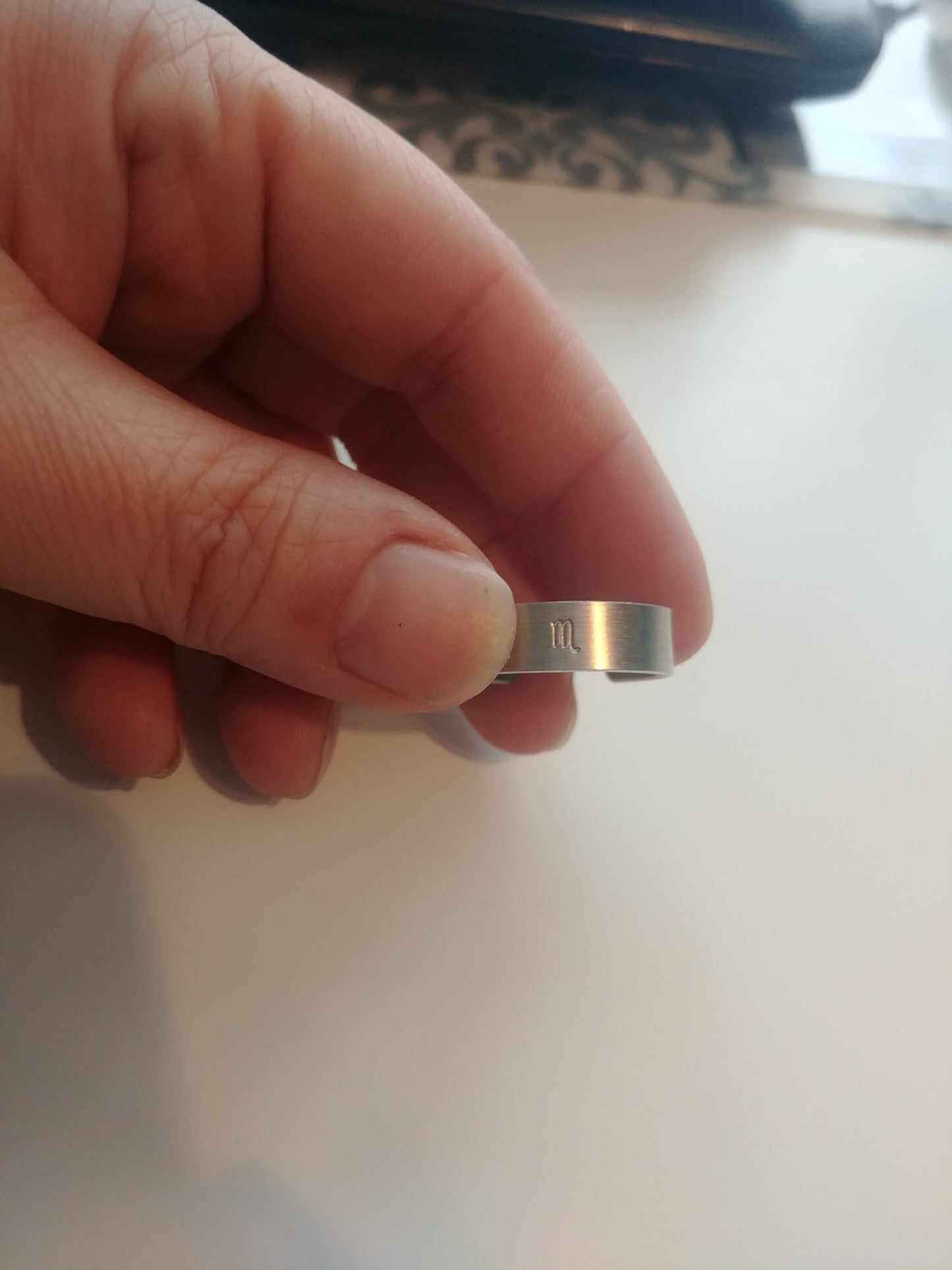 Mon signe astro | Bague estampée en aluminium